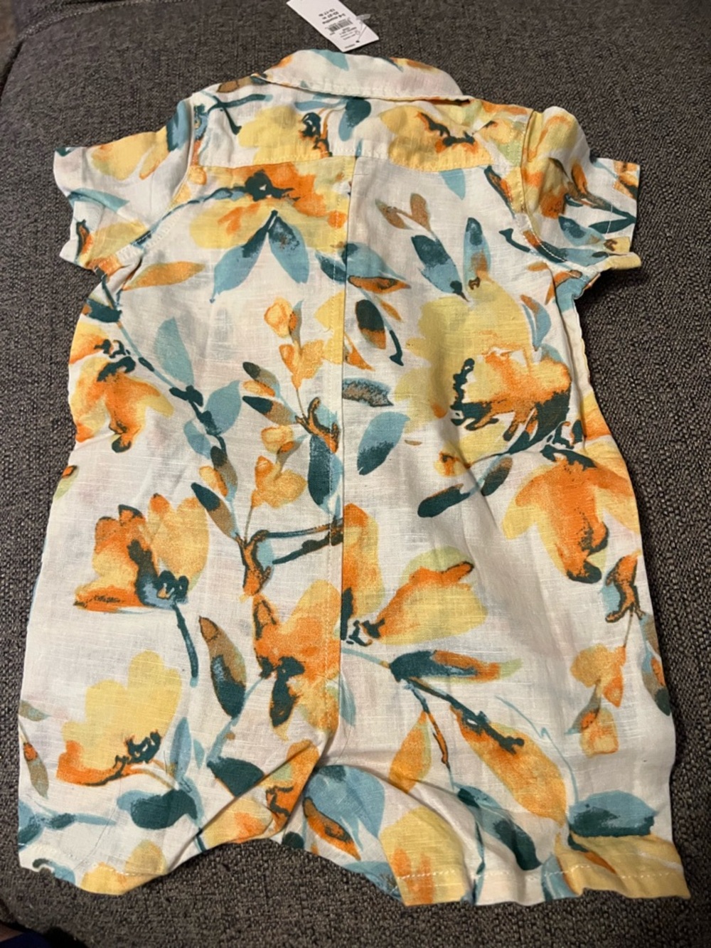Gap Baby Boy 3-6 Month Floral Romper in White and Orange - Picture 2 of 3